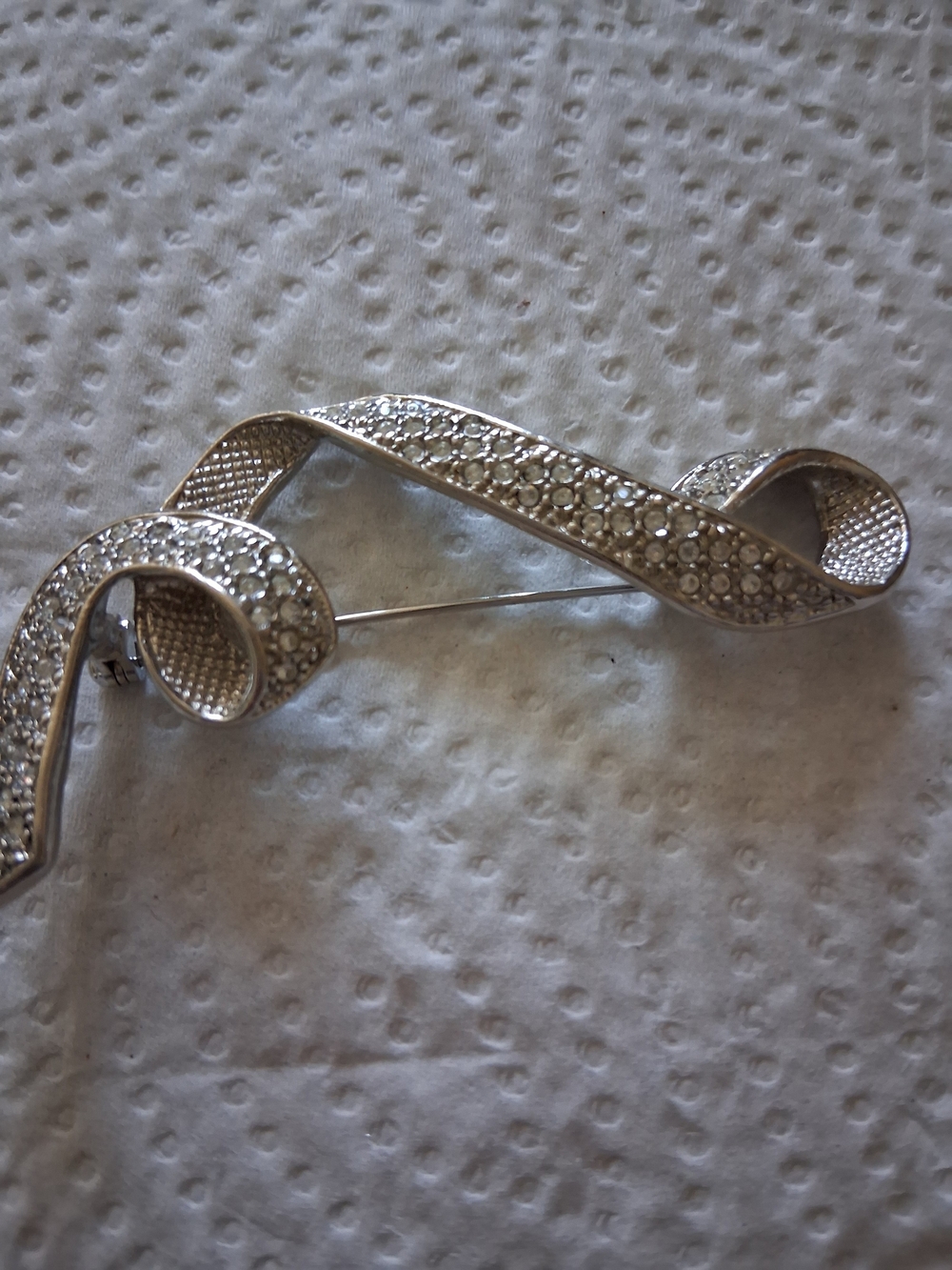 Rhinestone Silver Ribbon Hair Brooch - Sparkling Accent for Women